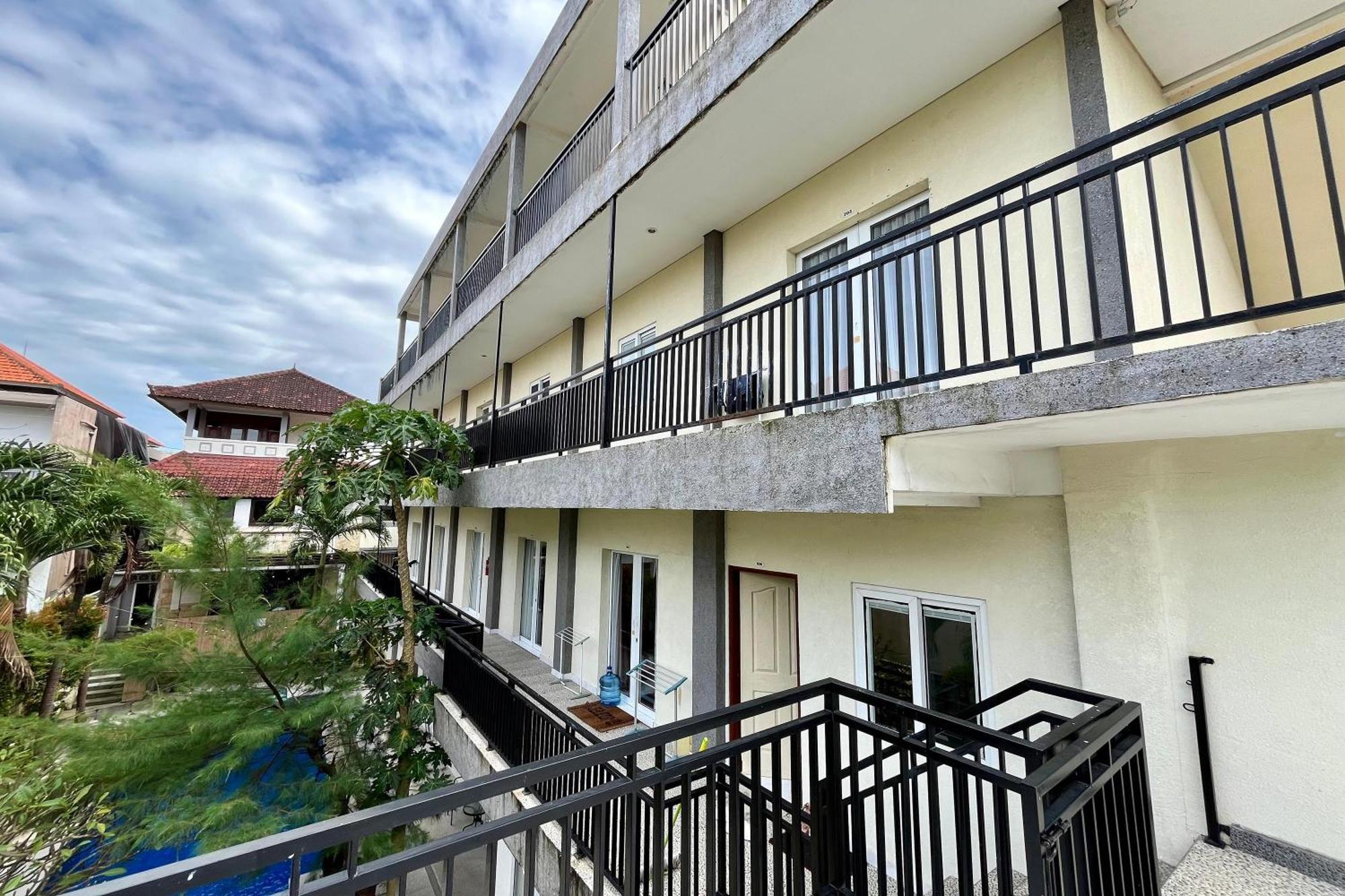 Serenity Twin Express Canggu Exteriör bild